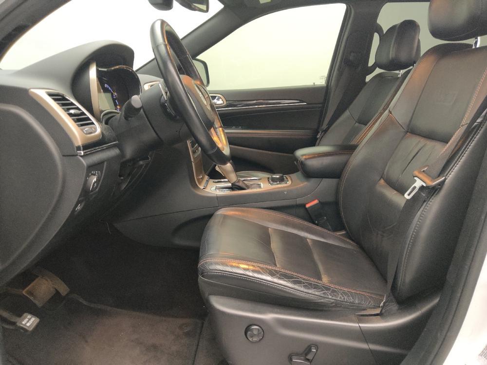 used 2016 Jeep Grand Cherokee car, priced at $19,895