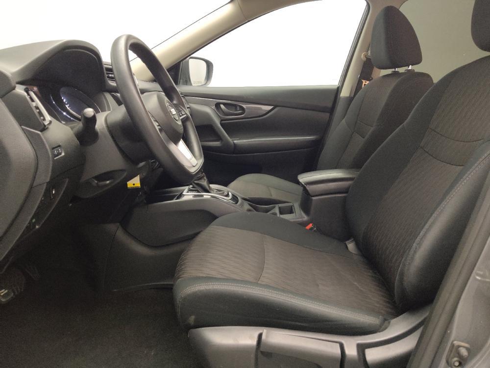 used 2019 Nissan Rogue car, priced at $18,595