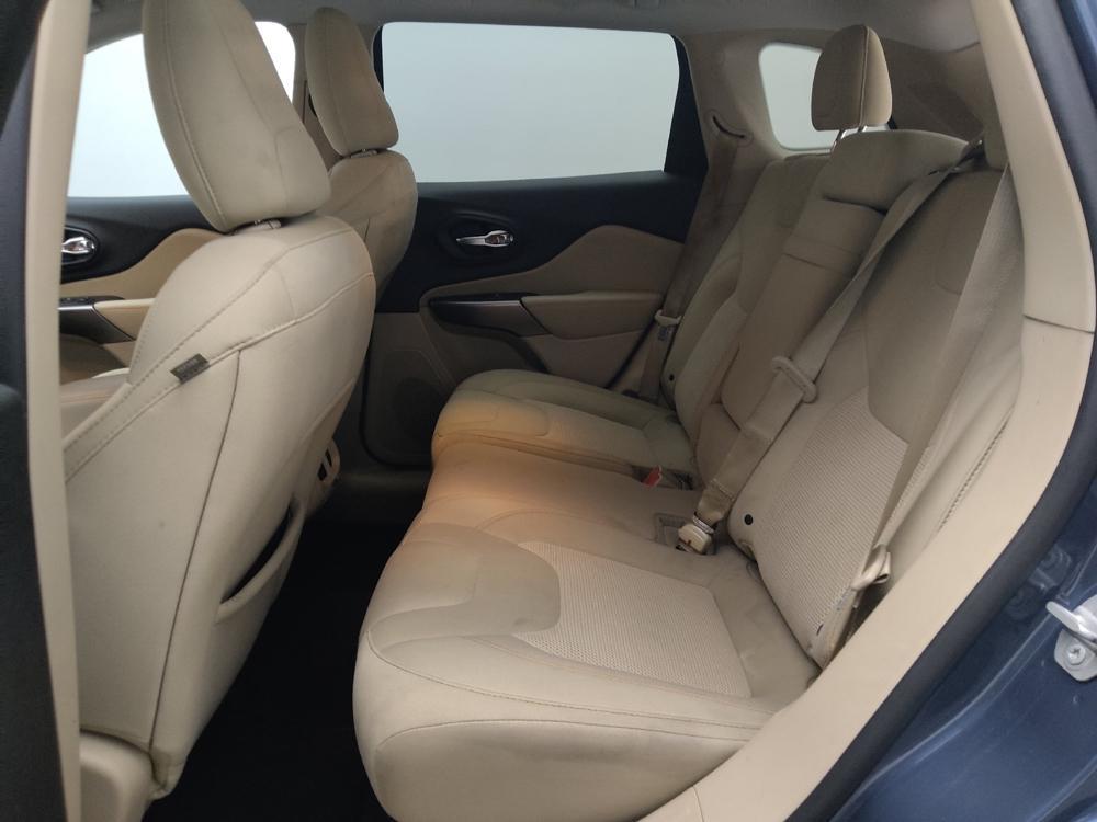 used 2019 Jeep Cherokee car, priced at $14,895