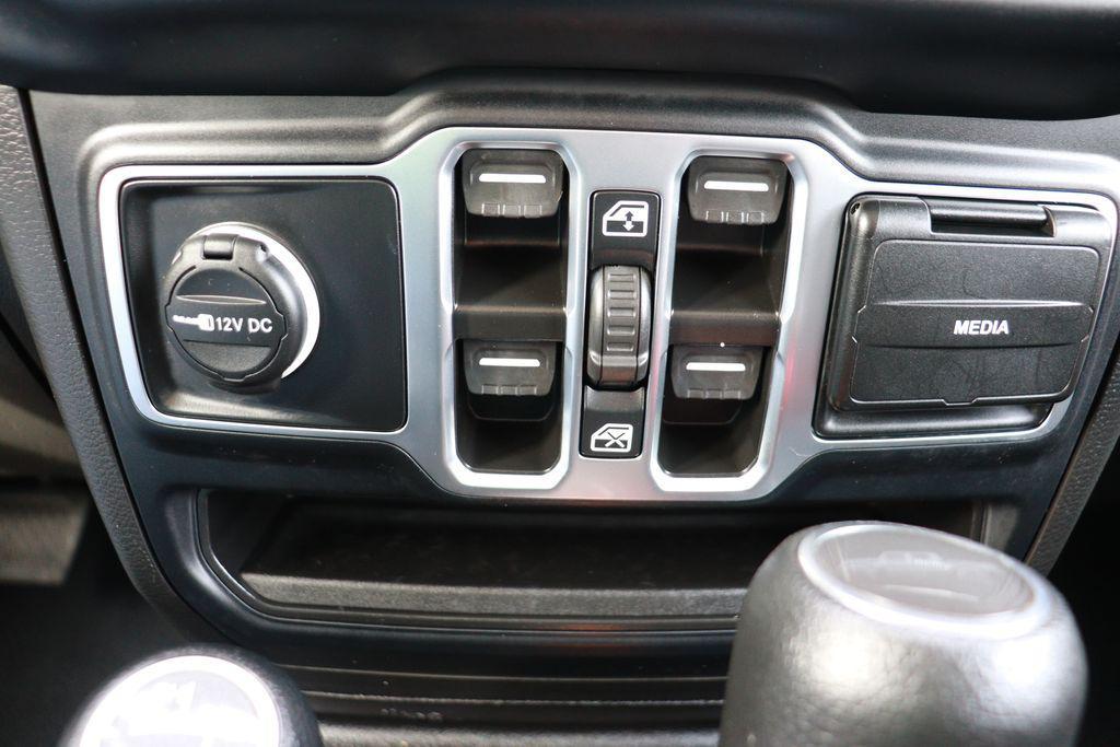 used 2023 Jeep Gladiator car, priced at $33,500