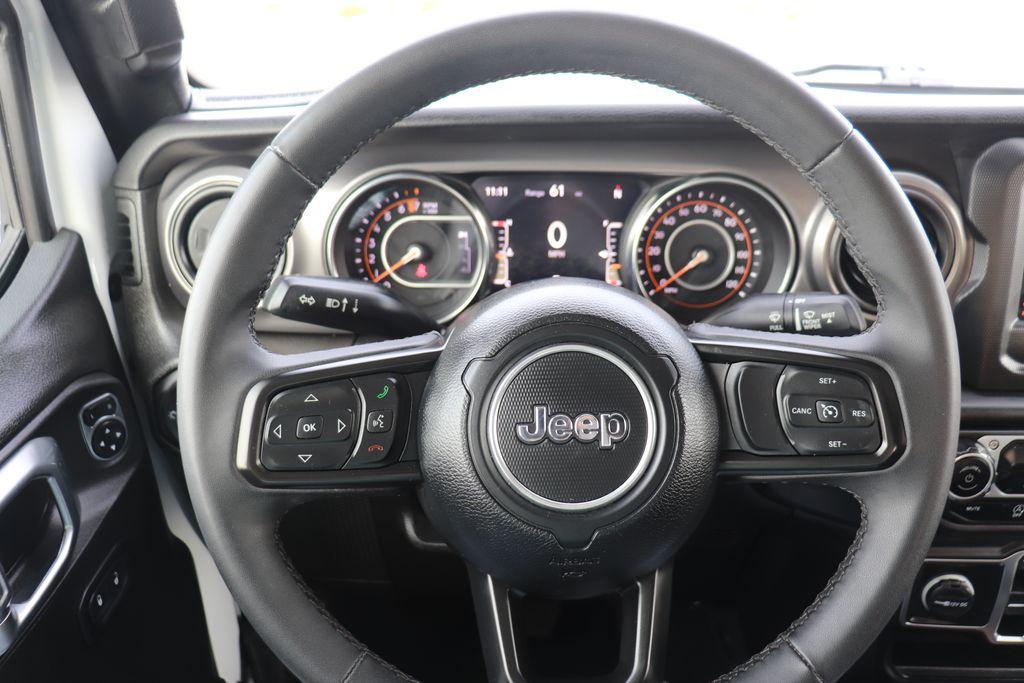 used 2023 Jeep Gladiator car, priced at $33,500