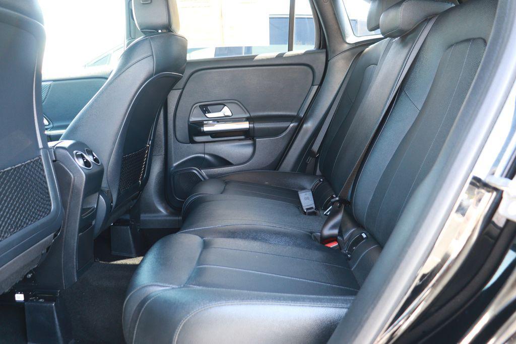 used 2025 Mercedes-Benz GLA 250 car, priced at $30,000
