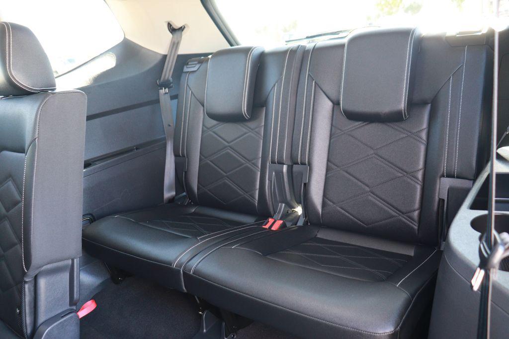 used 2026 Volkswagen Atlas car, priced at $35,585