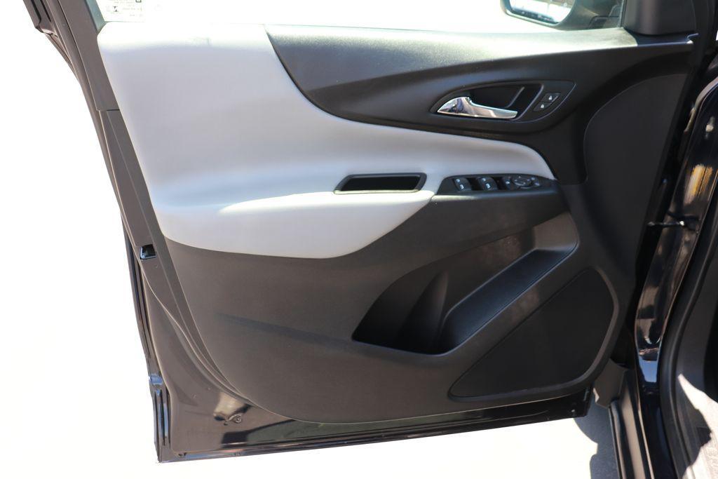 used 2020 Chevrolet Equinox car, priced at $10,000