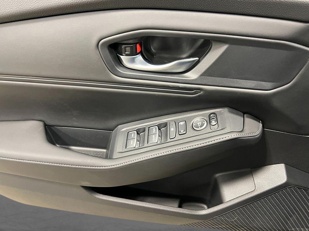 new 2025 Honda Accord Hybrid car, priced at $33,865