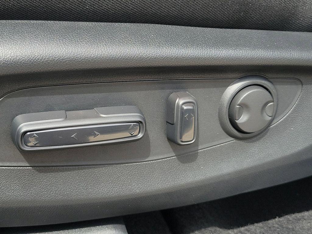 new 2026 Honda CR-V Hybrid car, priced at $35,580