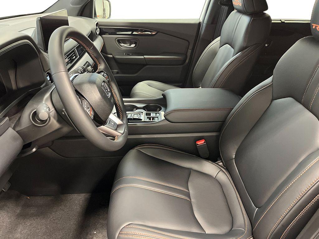 new 2026 Honda Pilot car, priced at $52,345