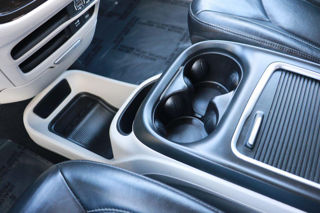 used 2022 Chrysler Pacifica car, priced at $19,000