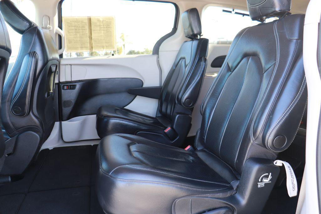 used 2022 Chrysler Pacifica car, priced at $19,000