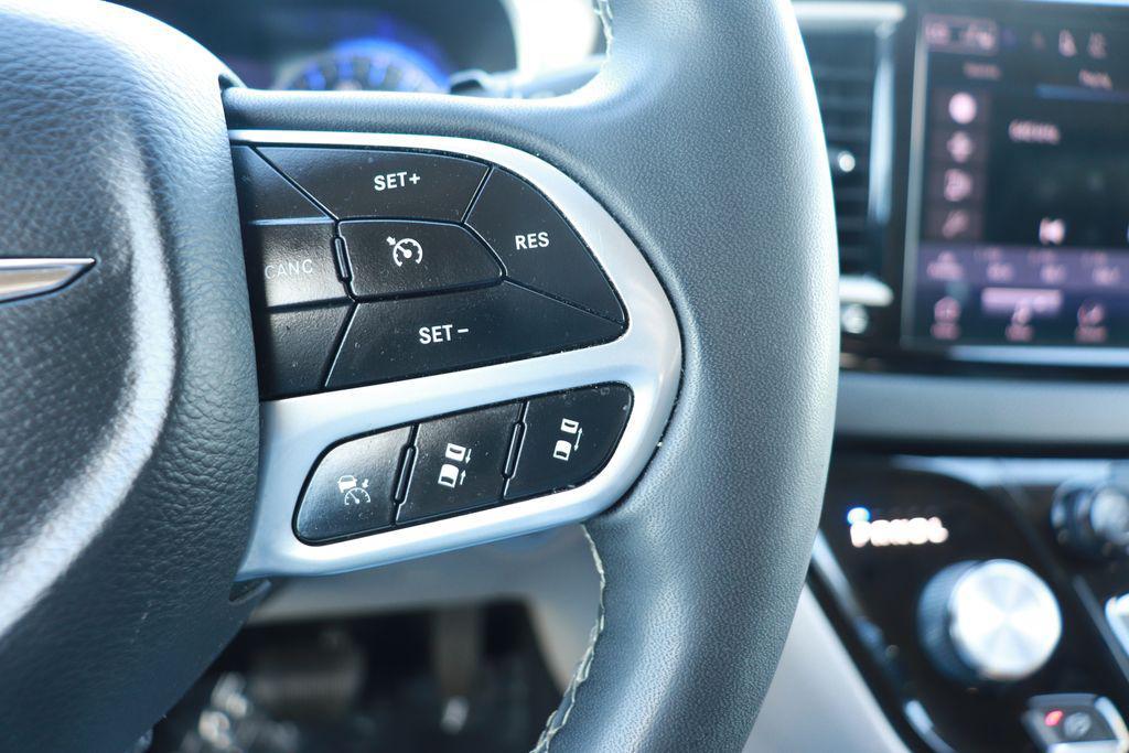 used 2022 Chrysler Pacifica car, priced at $19,000