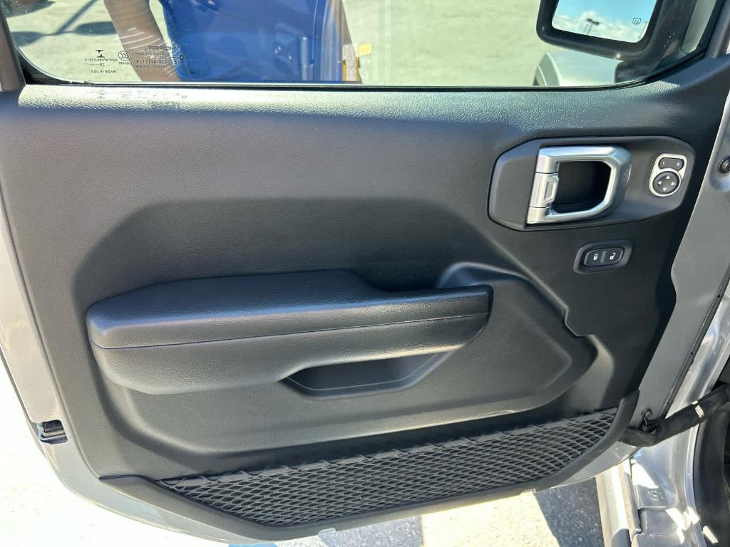 used 2021 Jeep Wrangler Unlimited car, priced at $34,244