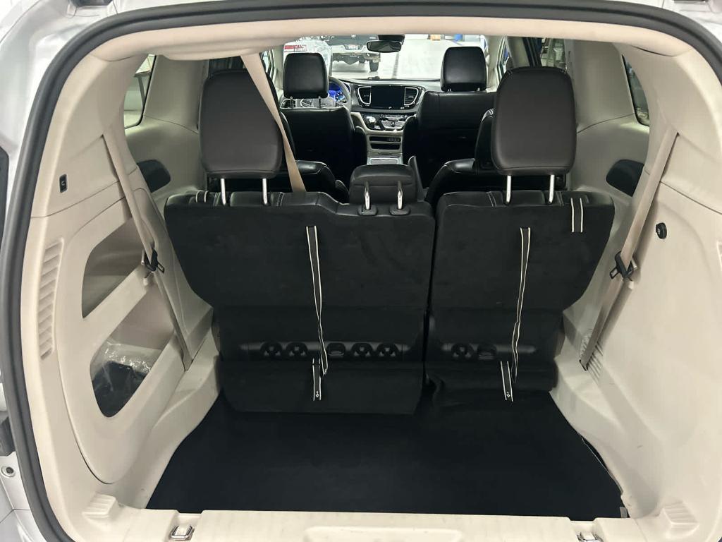 used 2024 Chrysler Pacifica car, priced at $25,985