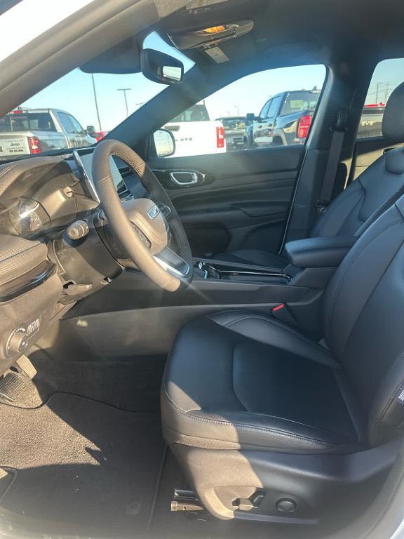 new 2026 Jeep Compass car, priced at $37,105