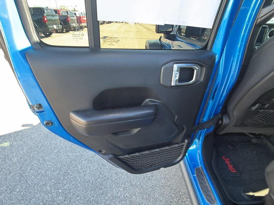 used 2020 Jeep Gladiator car, priced at $35,447