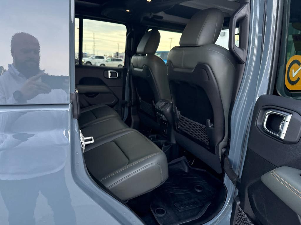 used 2024 Jeep Gladiator car, priced at $47,425