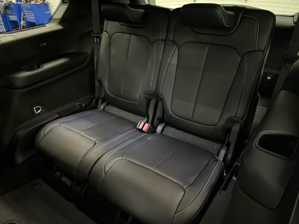 new 2025 Jeep Grand Cherokee L car, priced at $60,930