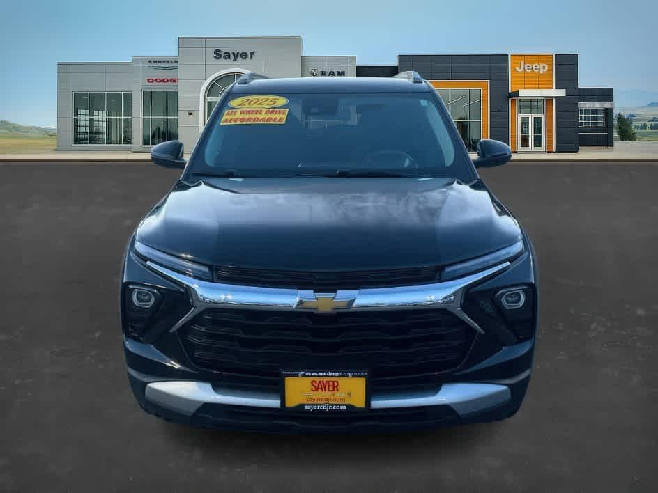 used 2025 Chevrolet TrailBlazer car, priced at $21,583