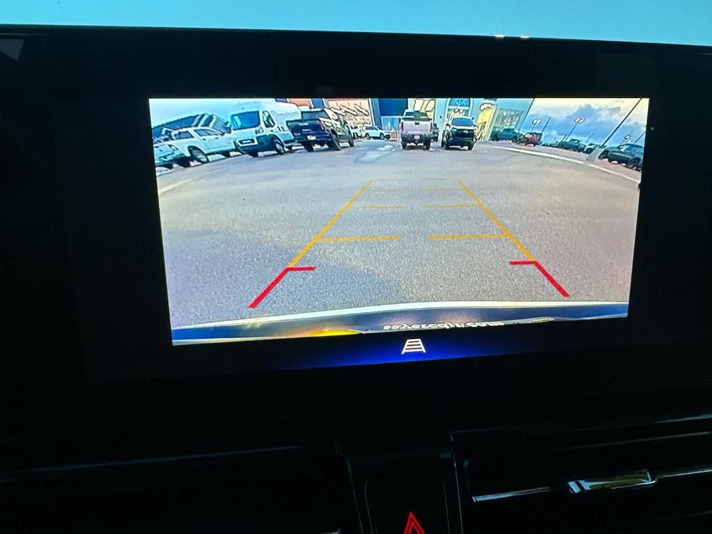 used 2025 Chevrolet TrailBlazer car, priced at $21,583