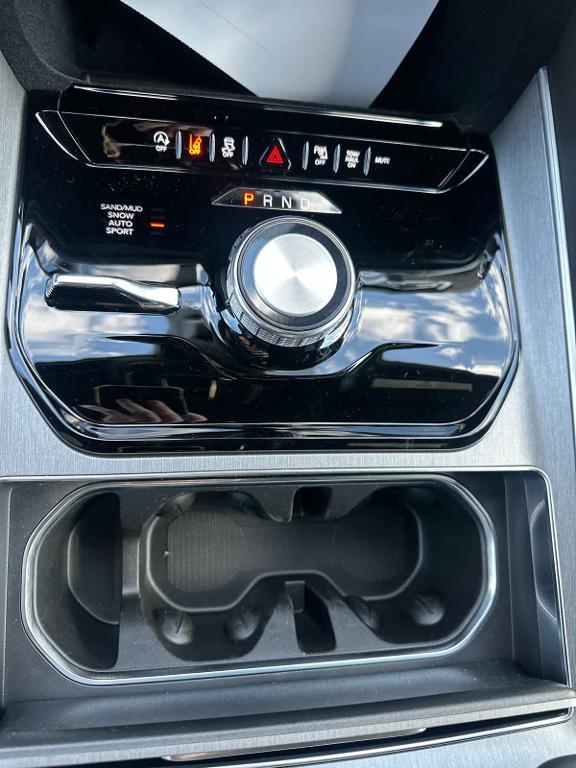 new 2026 Jeep Grand Wagoneer L car, priced at $79,214