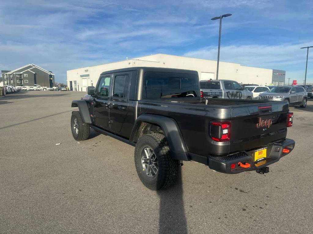 new 2026 Jeep Gladiator car, priced at $62,020