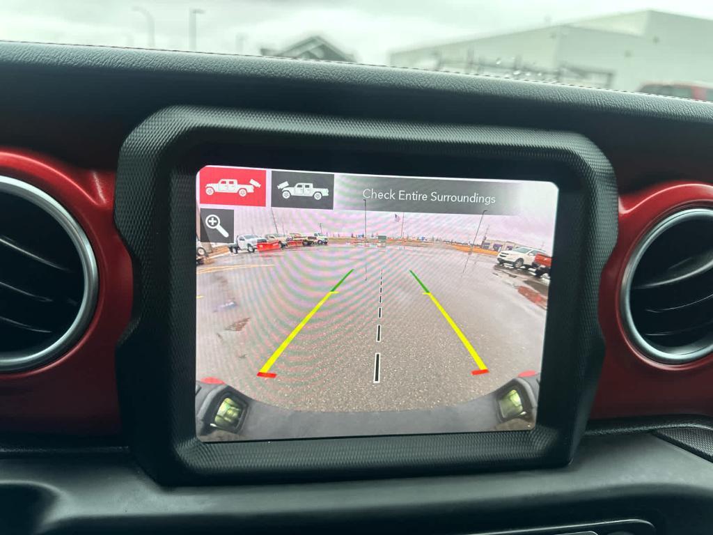 used 2022 Jeep Gladiator car, priced at $36,421