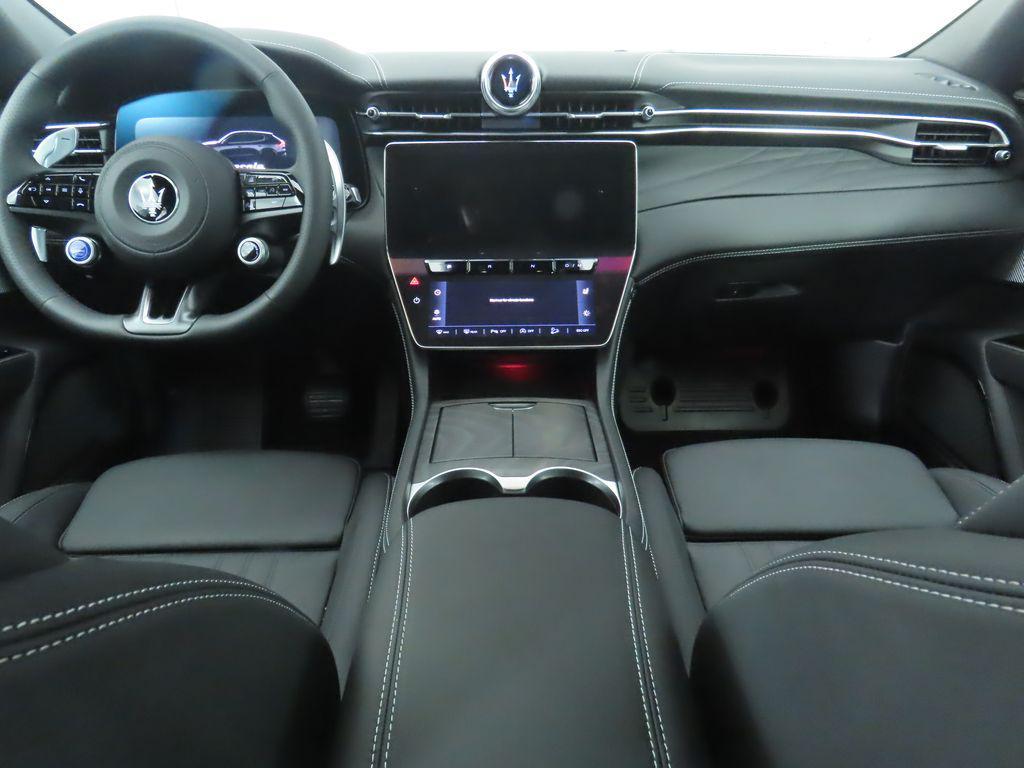 new 2025 Maserati Grecale car, priced at $86,105