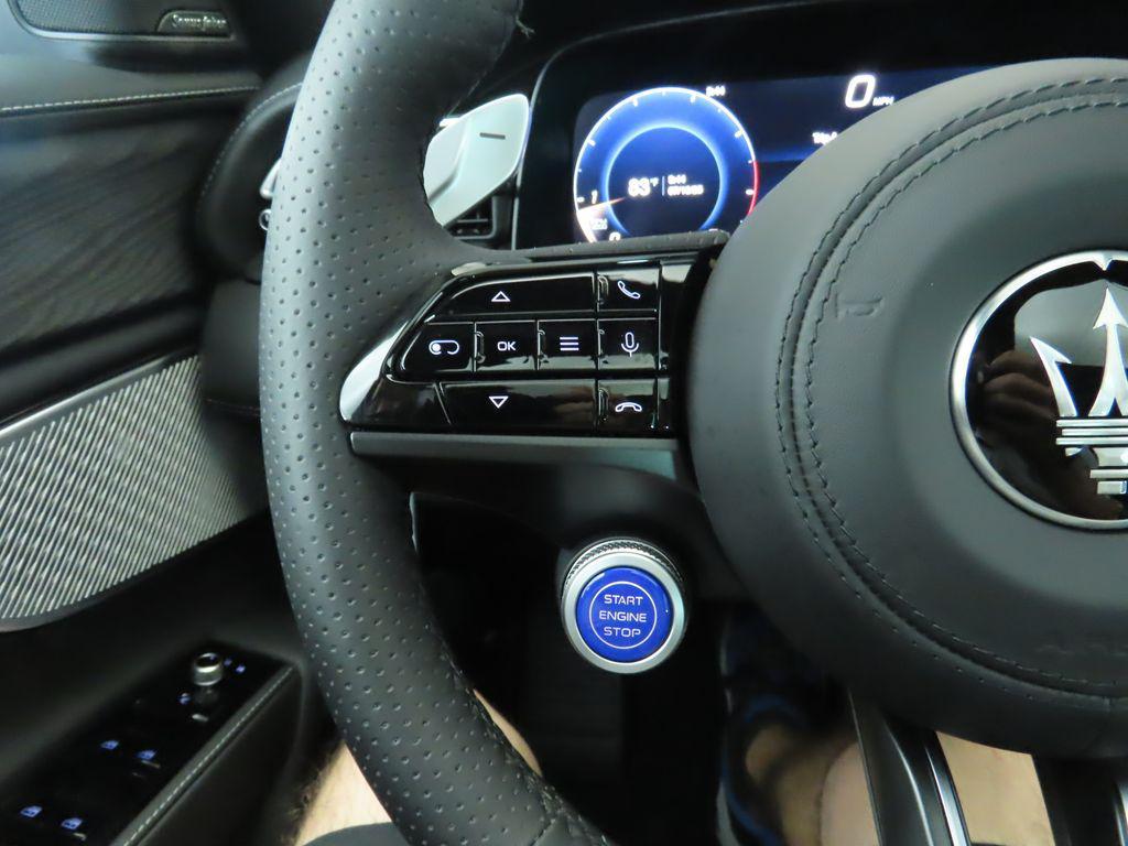 new 2025 Maserati Grecale car, priced at $89,415