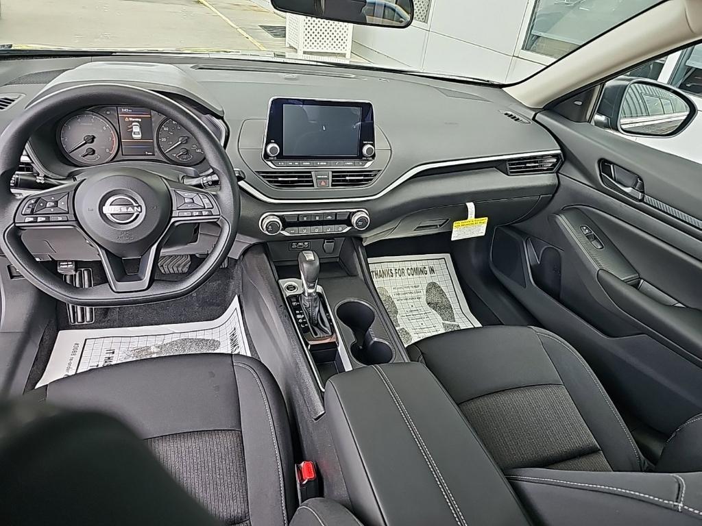 new 2025 Nissan Altima car, priced at $25,625