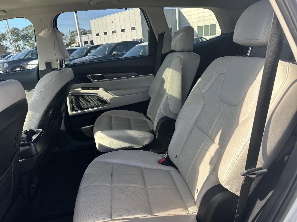 used 2022 Kia Telluride car, priced at $25,199