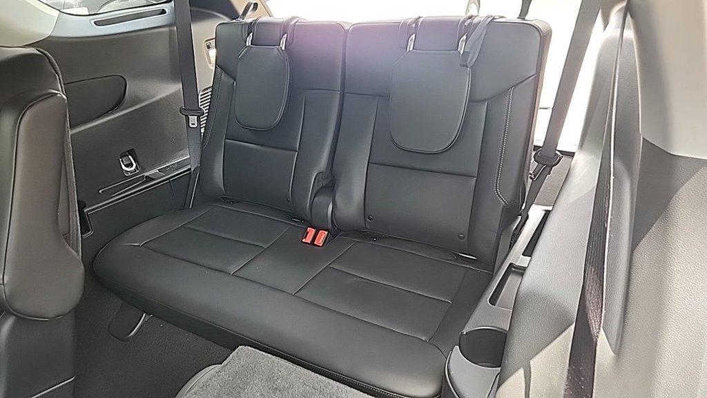 used 2024 Ford Explorer car, priced at $35,619