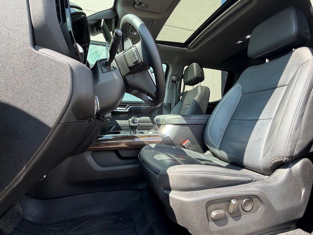 used 2022 GMC Sierra 1500 car, priced at $39,979