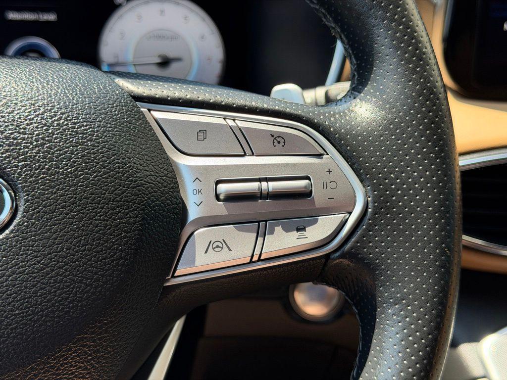 used 2023 Hyundai Santa Fe car, priced at $30,979