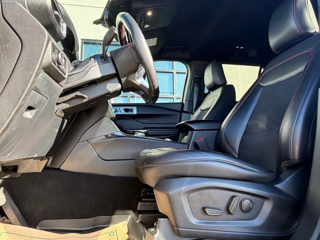 used 2024 Ford Explorer car, priced at $37,879