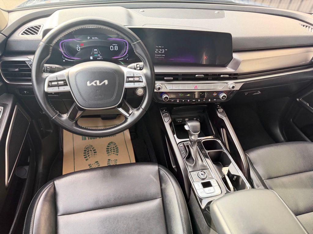 used 2025 Kia Telluride car, priced at $35,979