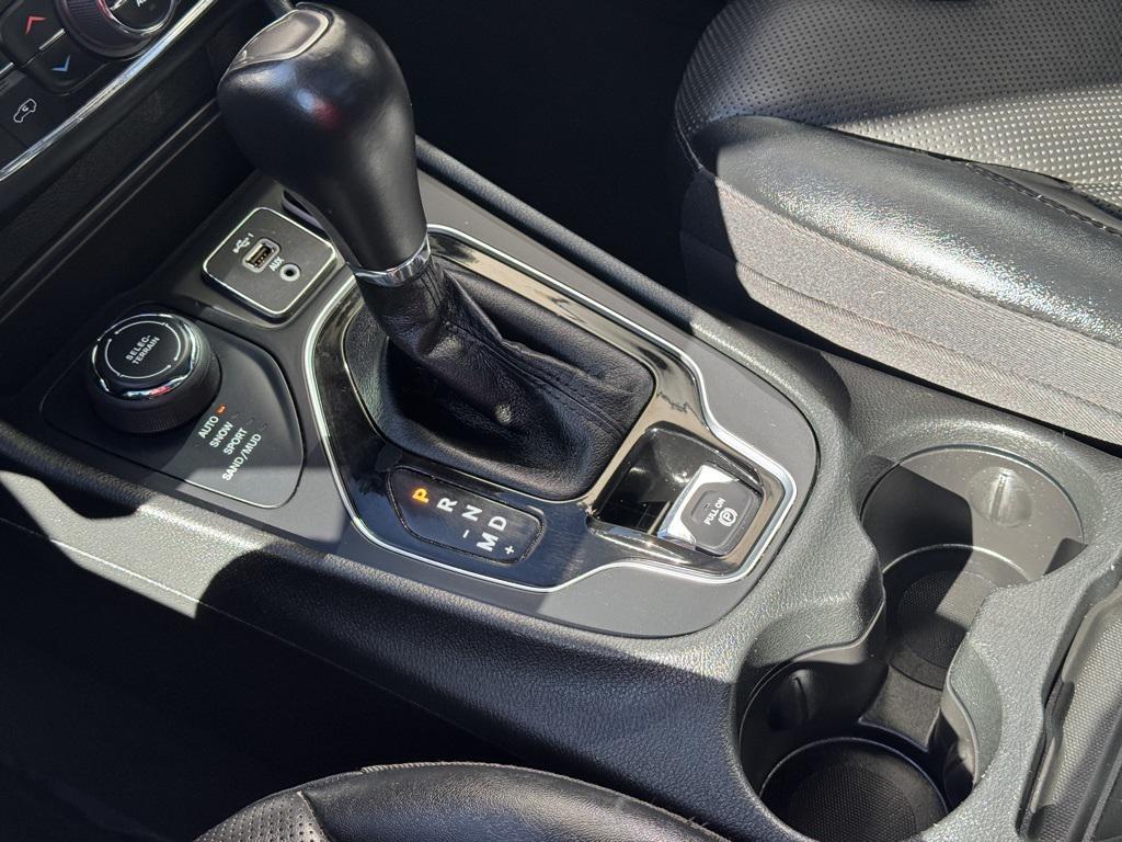 used 2023 Jeep Cherokee car, priced at $22,779