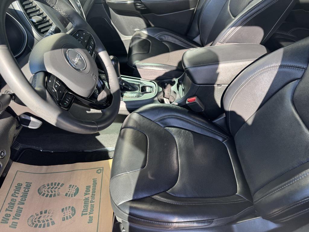 used 2023 Jeep Cherokee car, priced at $22,779