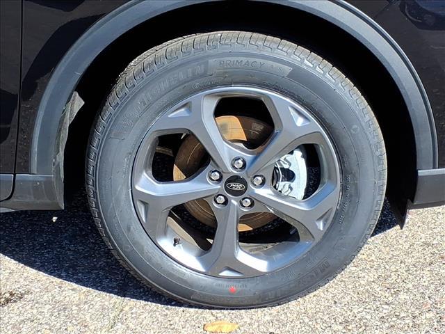 used 2025 Ford Escape car, priced at $23,065