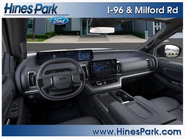 new 2025 Ford Expedition car, priced at $84,965