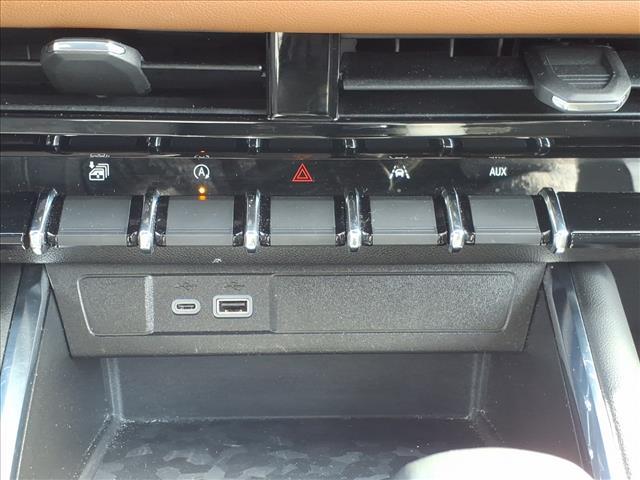 used 2024 GMC Canyon car, priced at $40,726