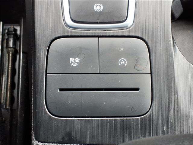 used 2022 Ford Escape car, priced at $21,447