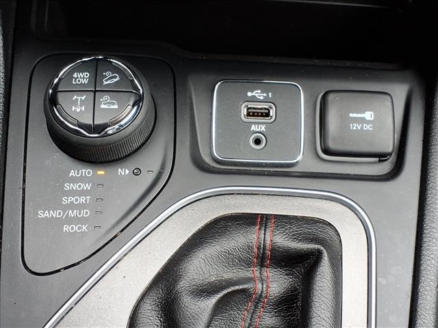 used 2019 Jeep Cherokee car, priced at $19,974