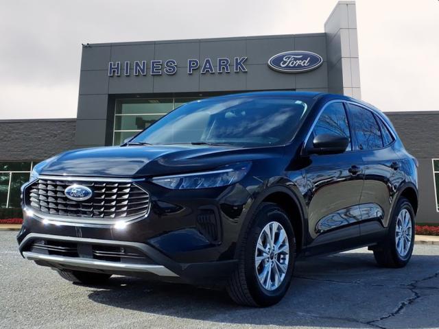 used 2023 Ford Escape car, priced at $22,444