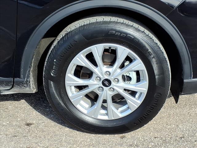 used 2023 Ford Escape car, priced at $22,444