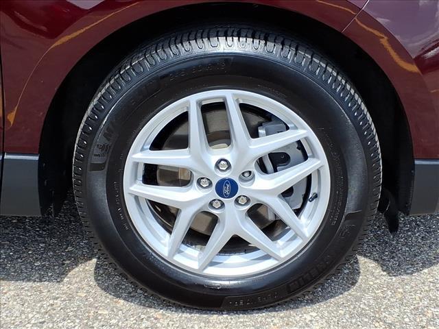 used 2021 Ford Edge car