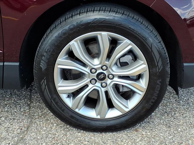 used 2024 Ford Edge car