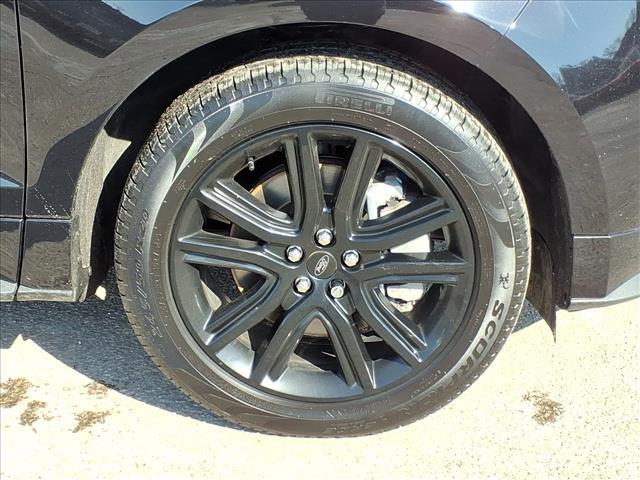 used 2024 Ford Edge car, priced at $30,740