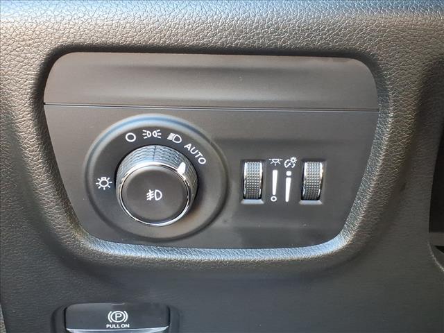 used 2022 Jeep Grand Cherokee car, priced at $29,900