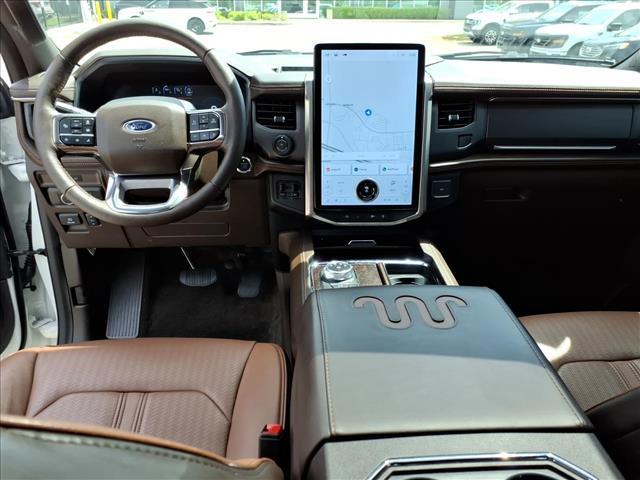 used 2024 Ford Expedition car