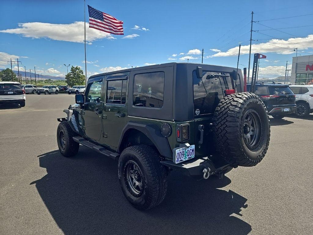 used 2009 Jeep Wrangler Unlimited car, priced at $10,980