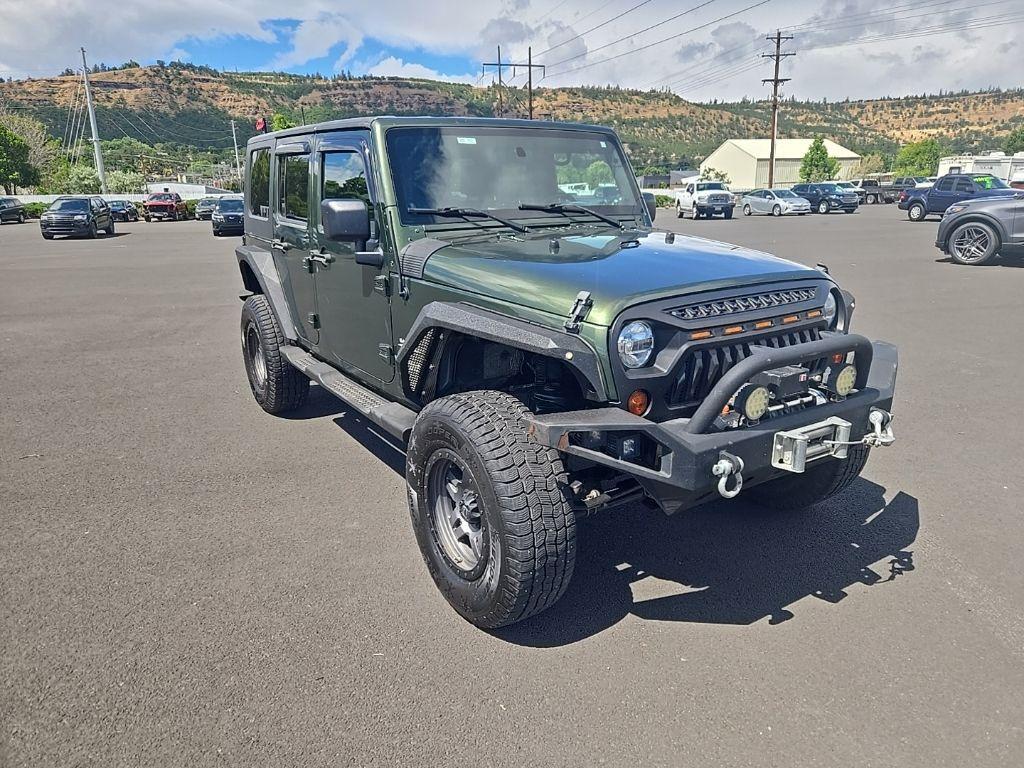 used 2009 Jeep Wrangler Unlimited car, priced at $10,980